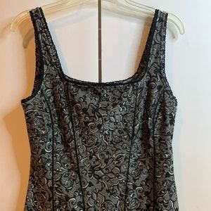 White House Black Market dressy tank top. Size M. Excellent condition.